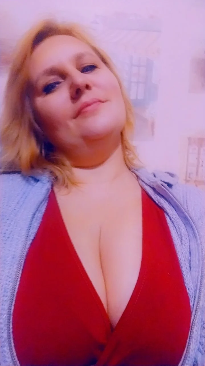 XXX Porn Photo of Nude Forest-Lady 2