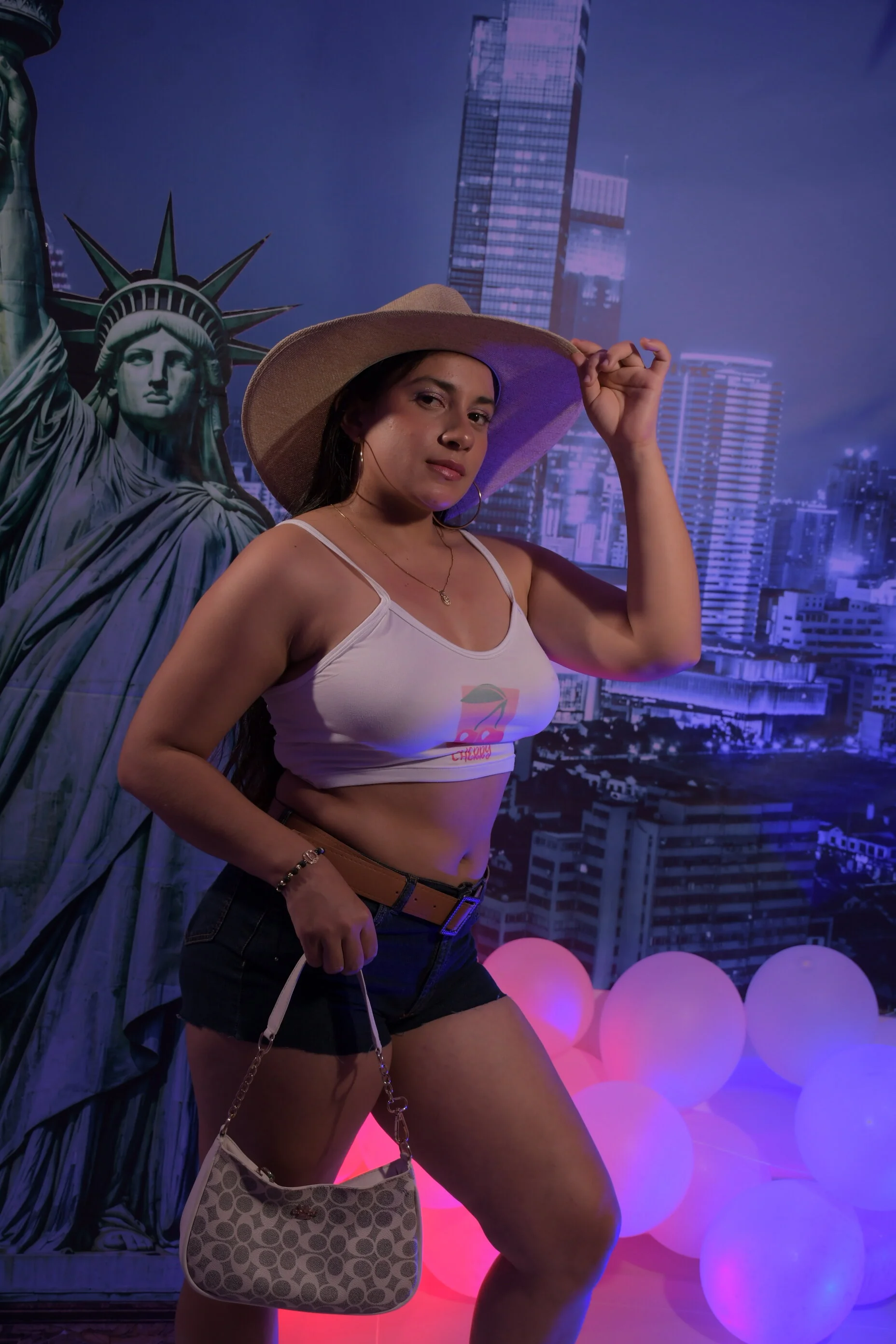XXX Porn Photo of Nude kira_relish 39