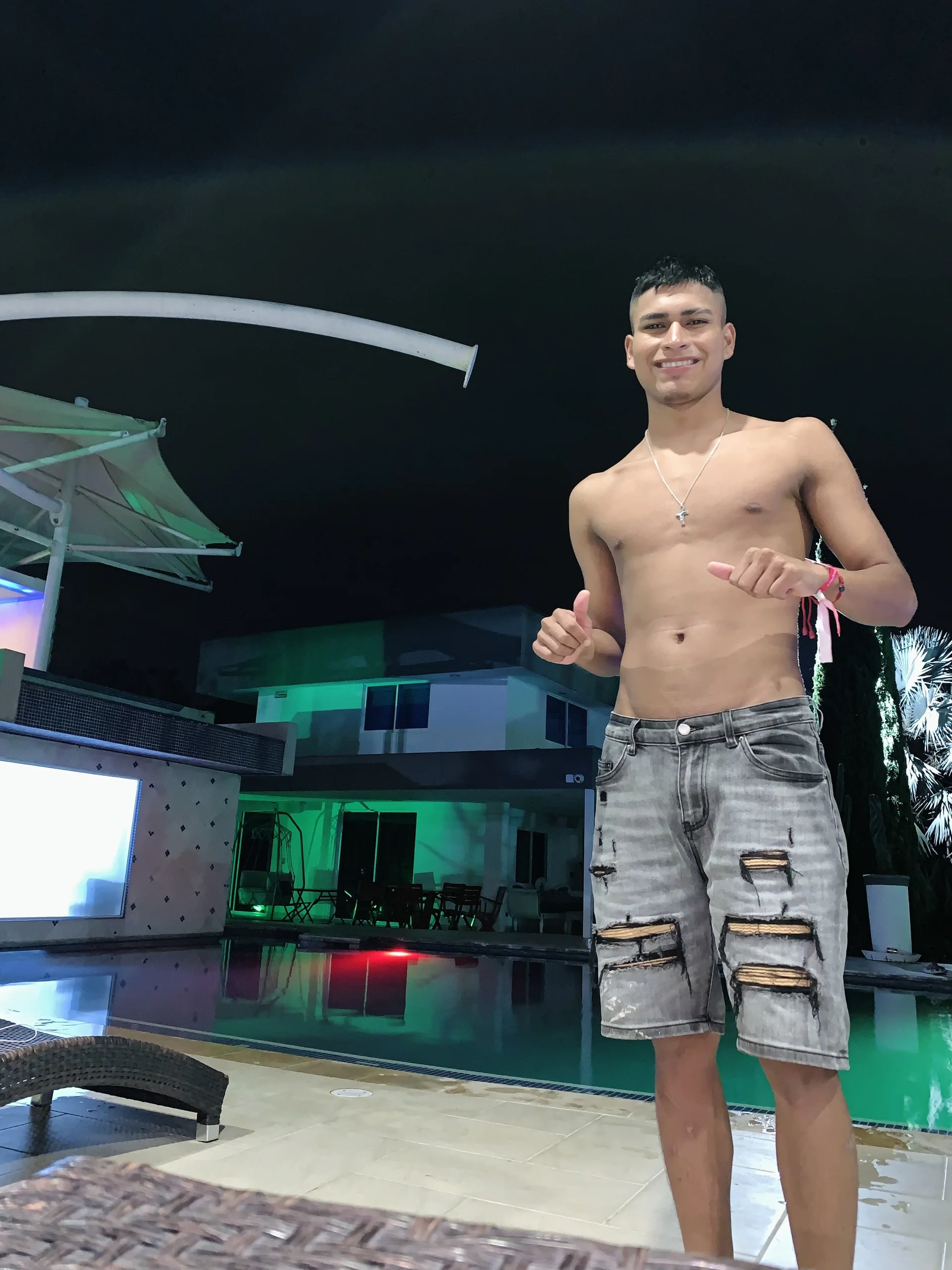 XXX Porn Photo of Nude Emiliano_Reyes 26
