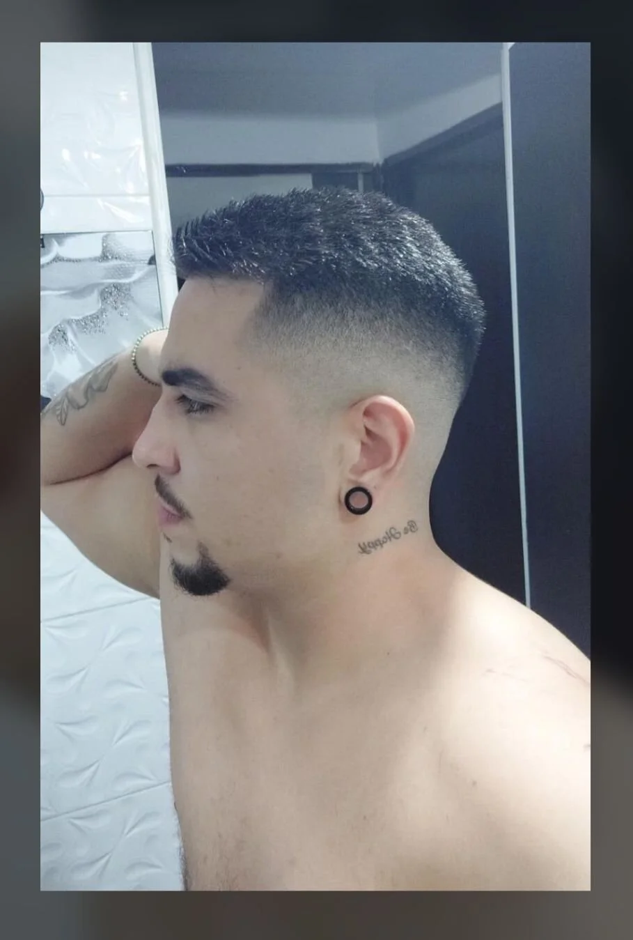 XXX Porn Photo of Nude marcus_harris 15