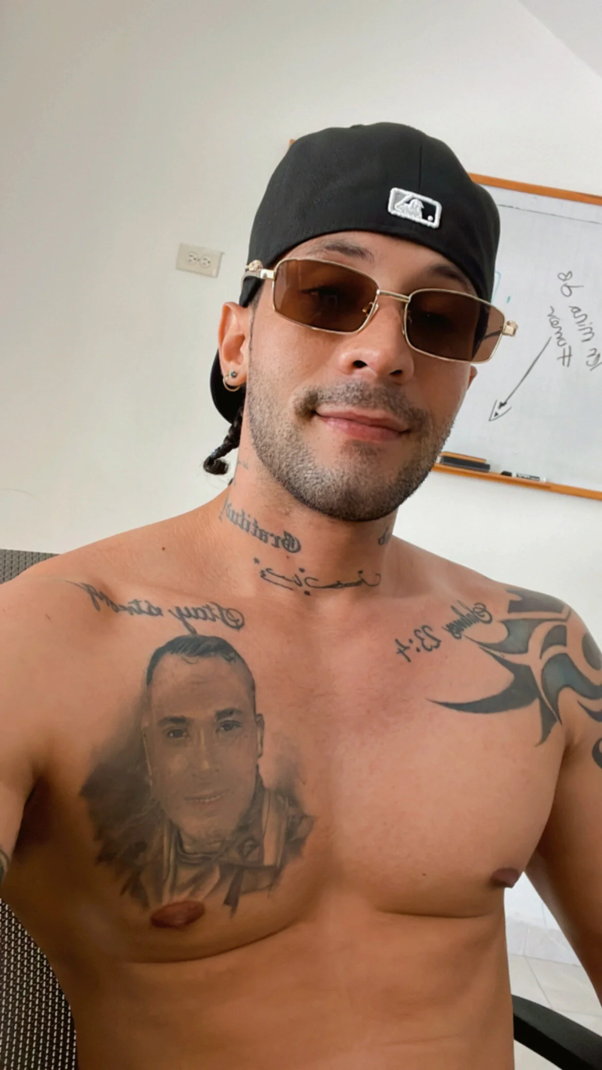 XXX Porn Photo of Nude kenny-race 10