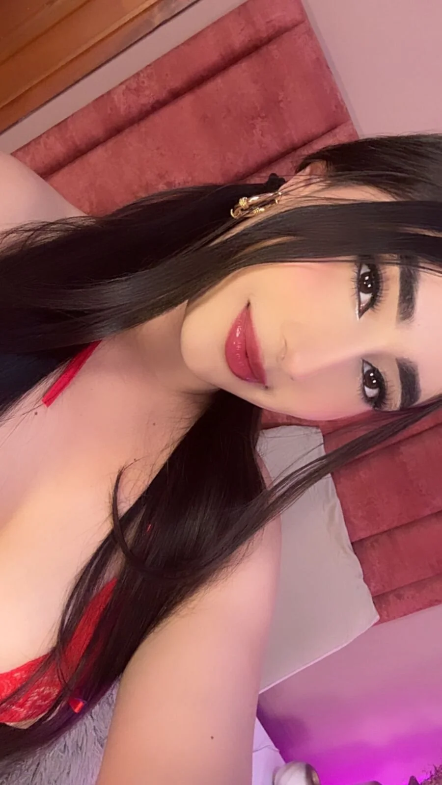 XXX Porn Photo of Nude IvonneOwen 1