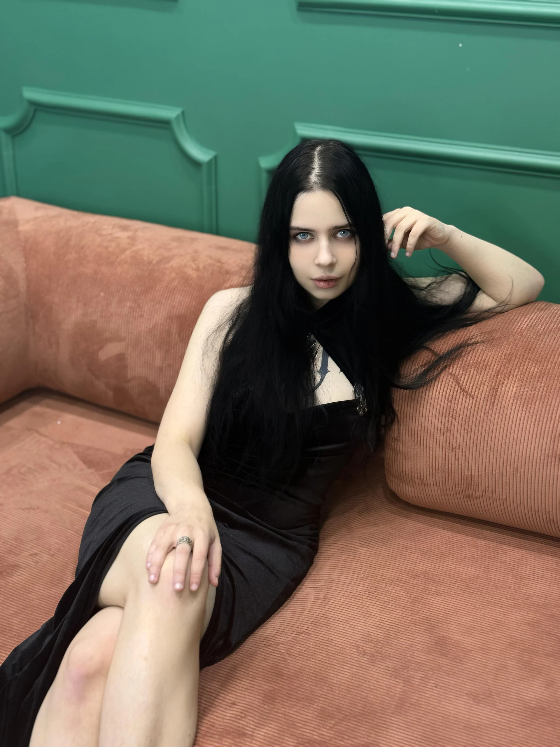 XXX Porn Photo of Nude madam_inferno 2
