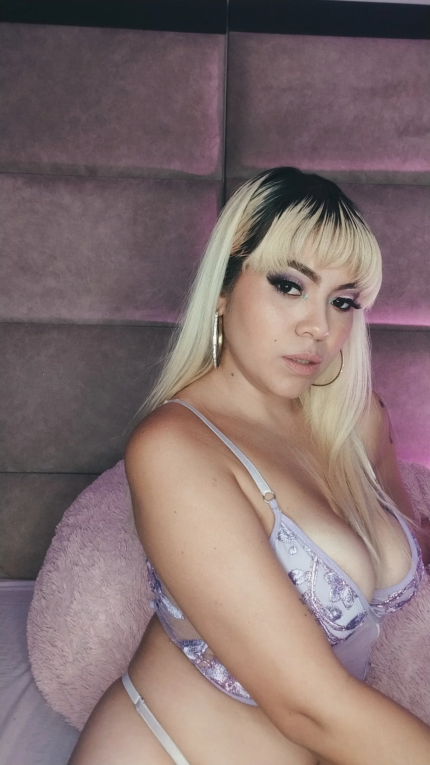 XXX Porn Photo of Nude RominaaReyes 10