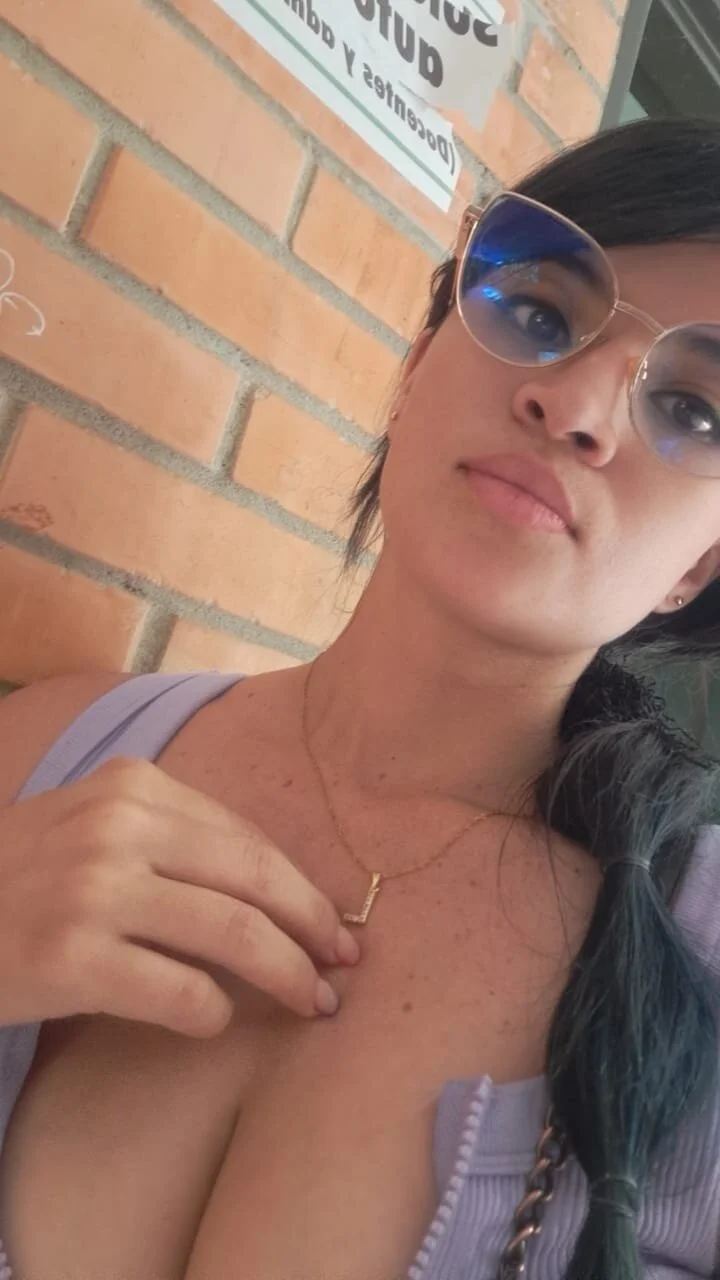 XXX Porn Photo of Nude smallbrenda21 34