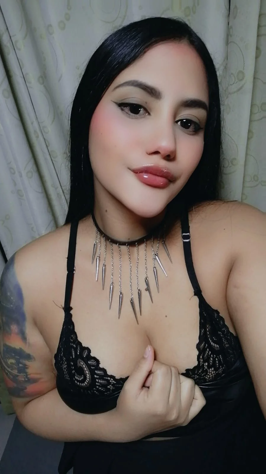 XXX Porn Photo of Nude Genova_69 8