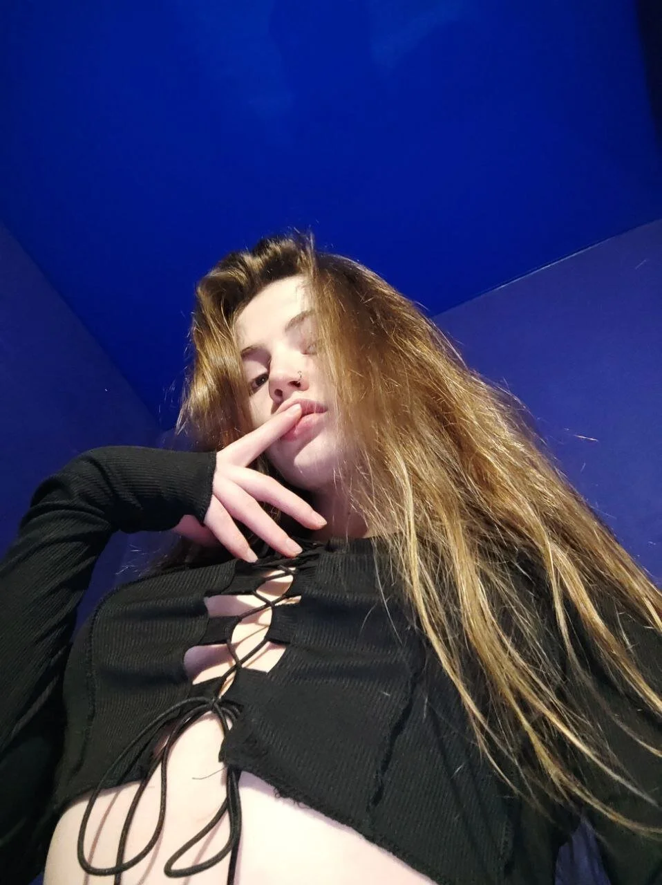 XXX Porn Photo of Nude Luxwyverna 4