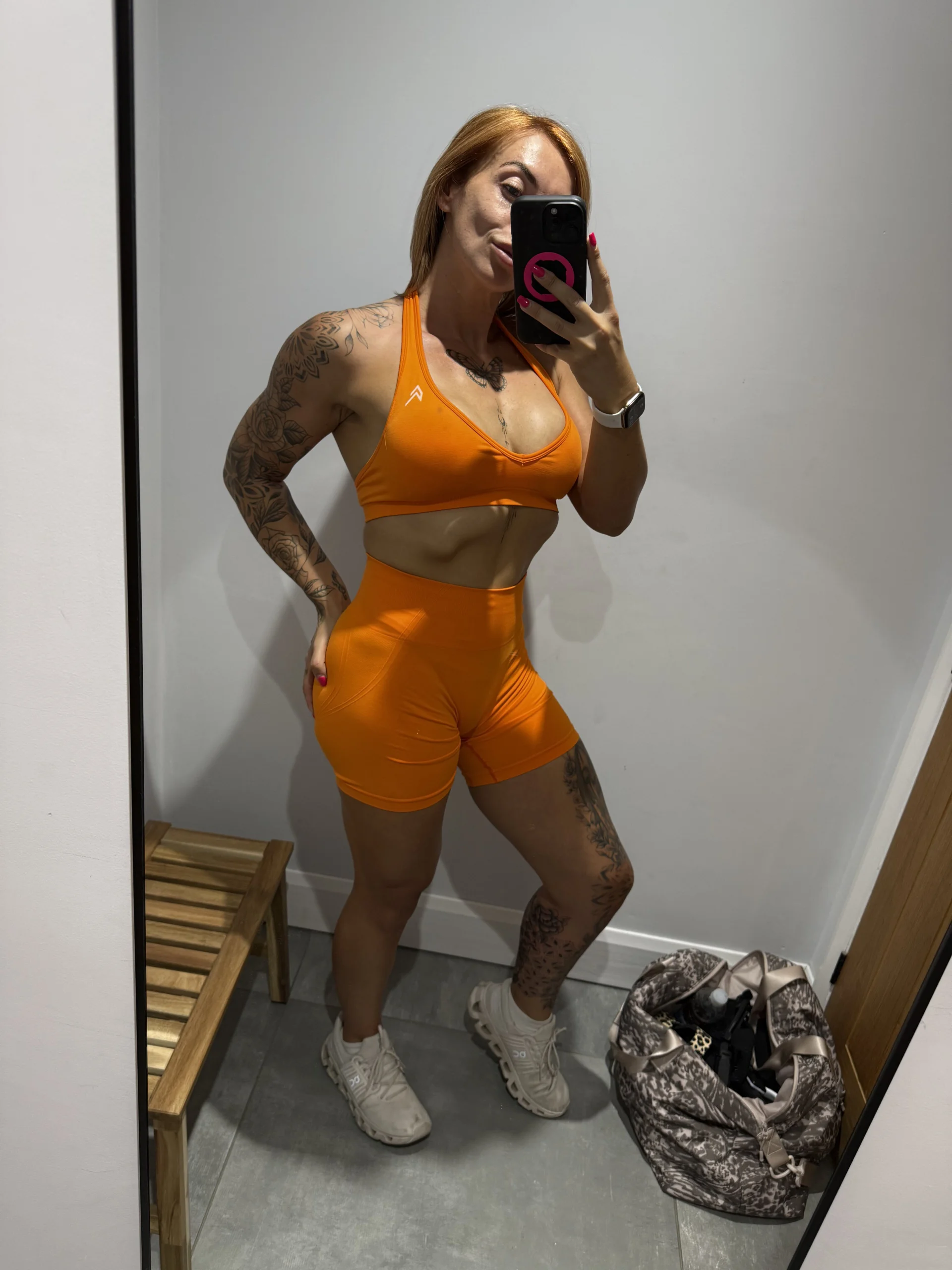 XXX Porn Photo of Nude GymWifeX 6