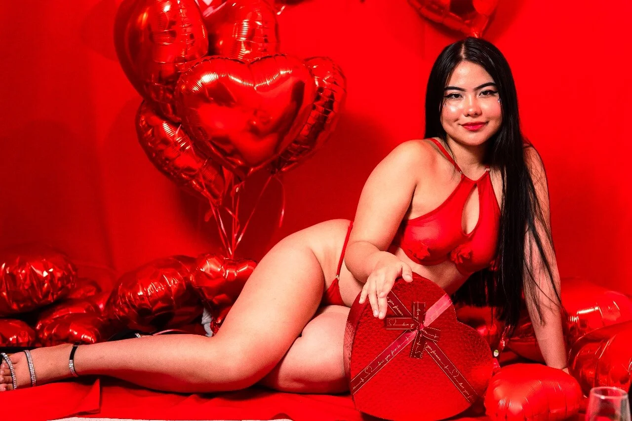 XXX Porn Photo of Nude aliscollins_ 9