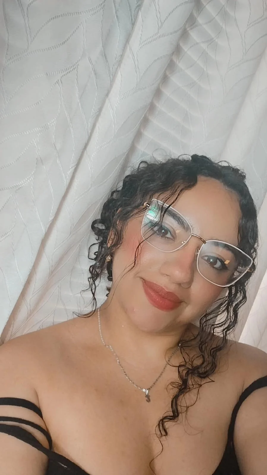 XXX Porn Photo of Nude emiily_curly 25