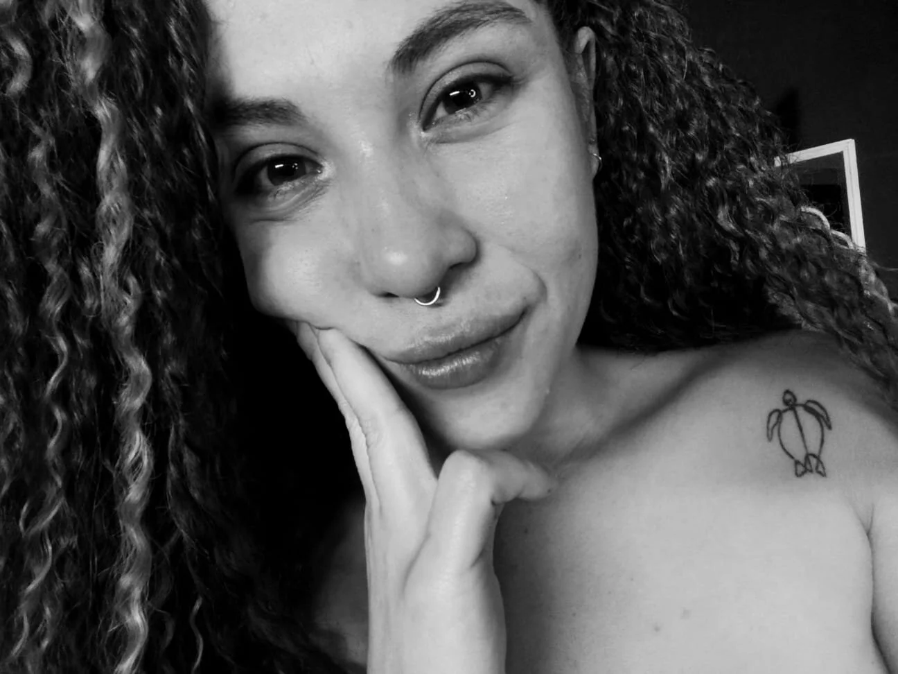 XXX Porn Photo of Nude Hellen_dumont 41