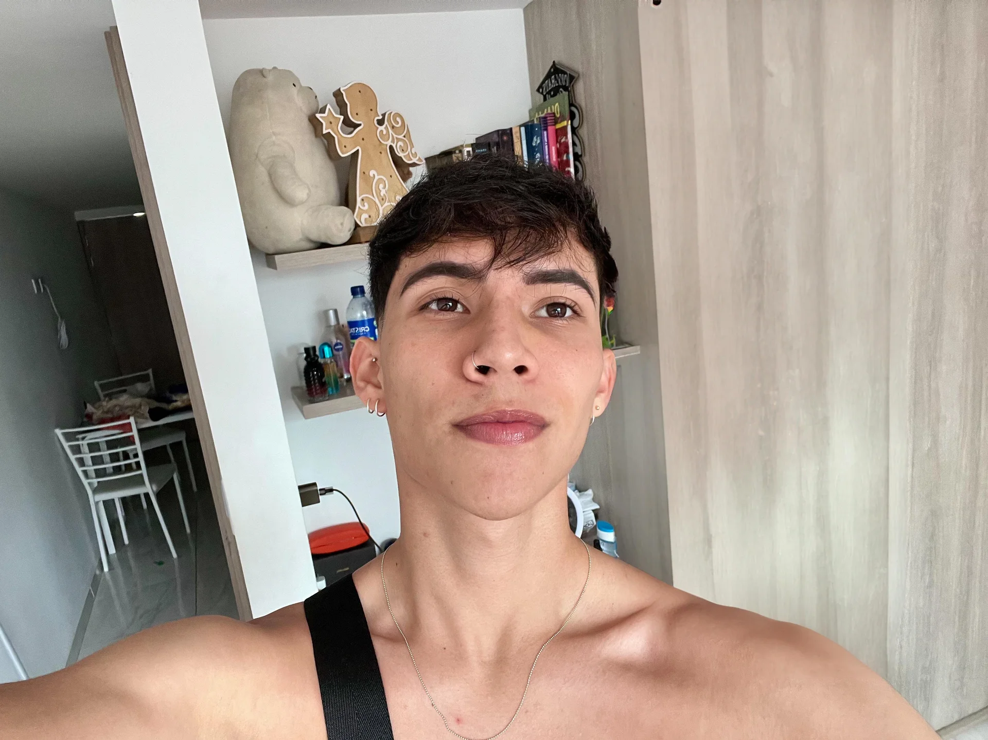 XXX Porn Photo of Nude AronTawers 11