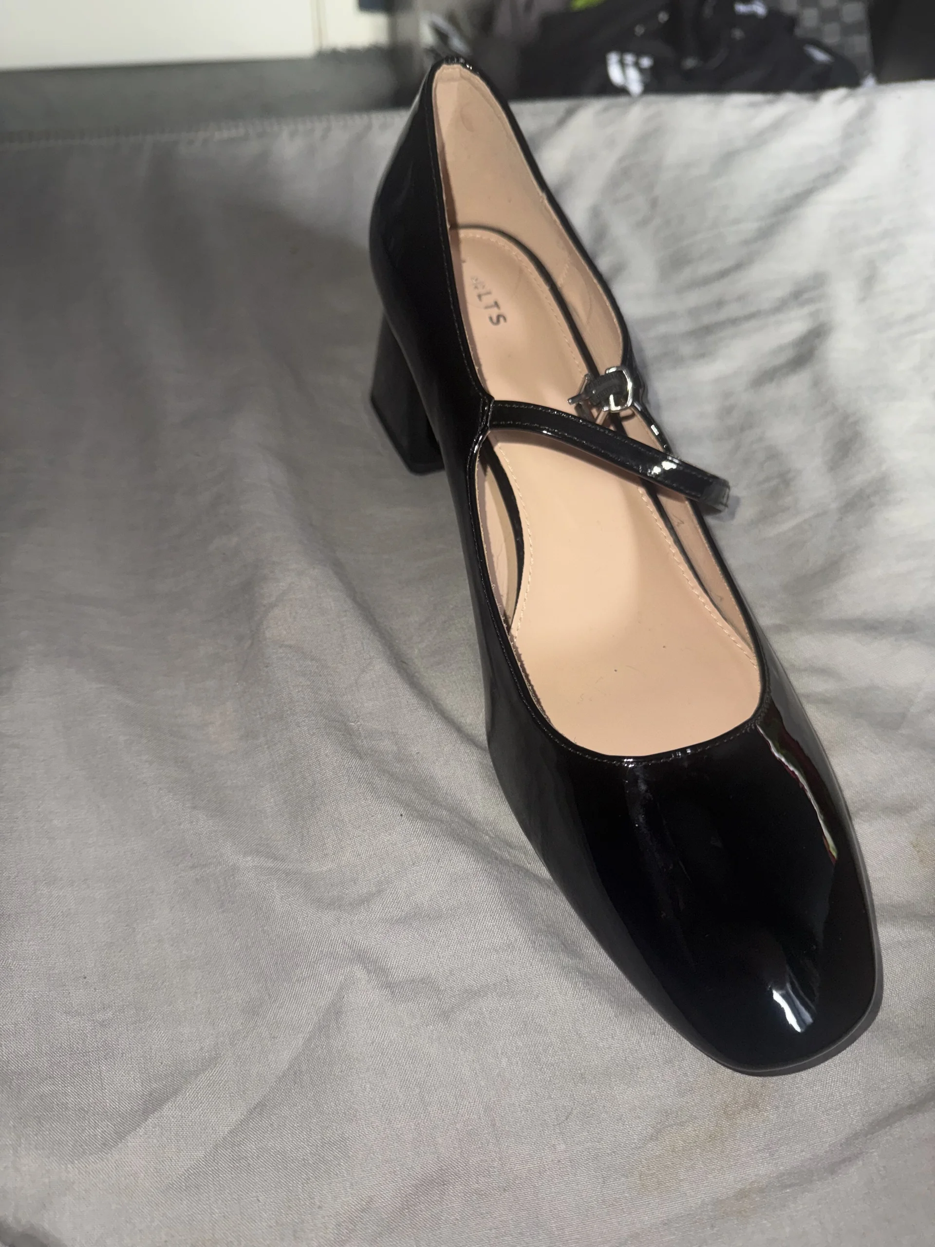 fortheloveofheels74