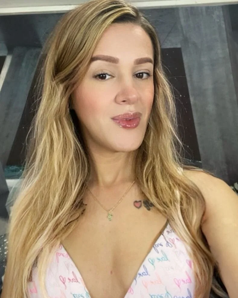 XXX Porn Photo of Nude AllysonStonne 1