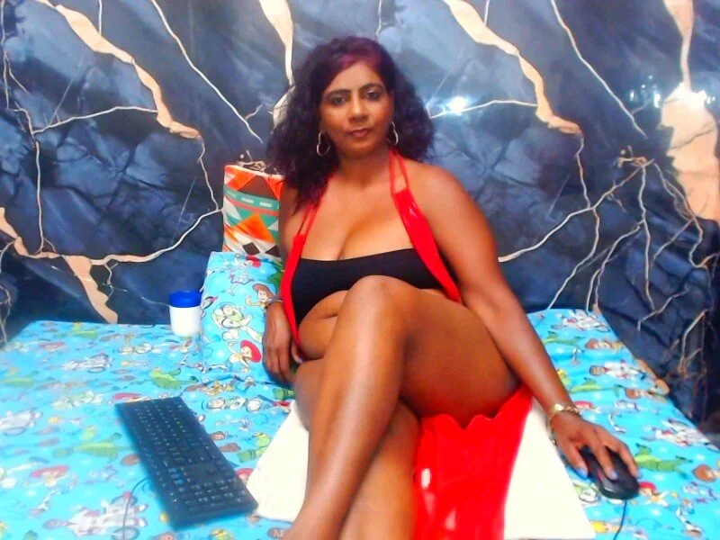 XXX Porn Photo of Nude indianerotica69 144