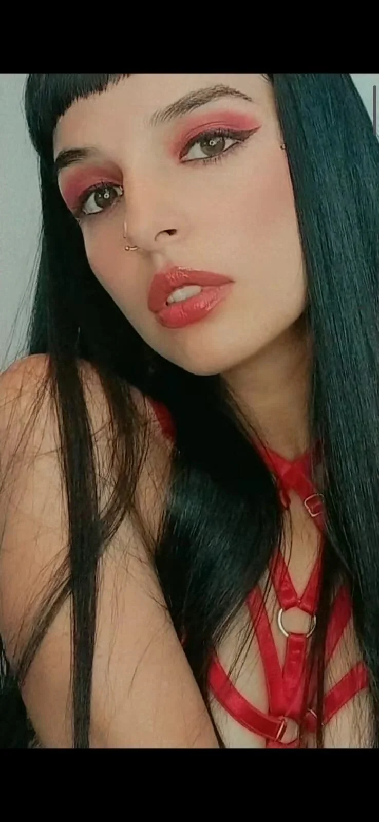 XXX Porn Photo of Nude charllotee_dark 12