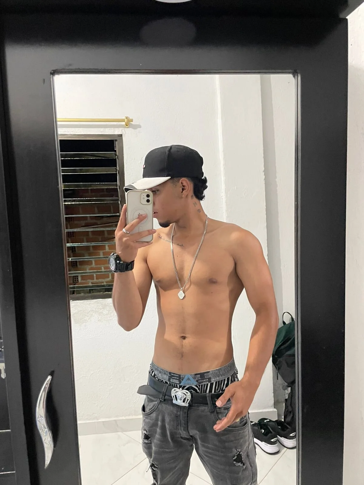XXX Porn Photo of Nude victor_ospina 2