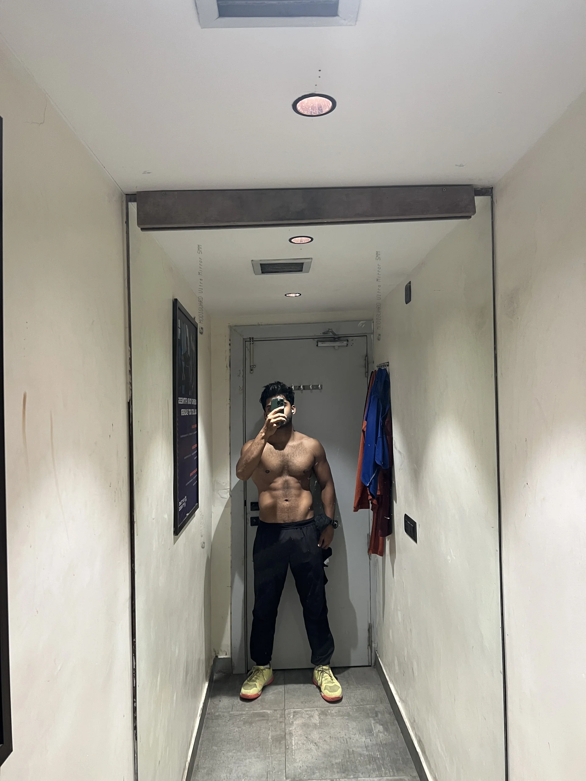 XXX Porn Photo of Nude John_desihunk 2