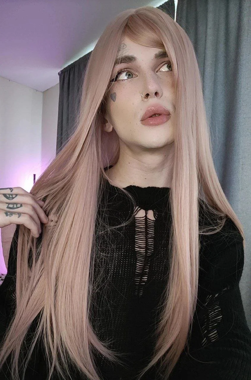 XXX Porn Photo of Nude midwestemoqueen 2