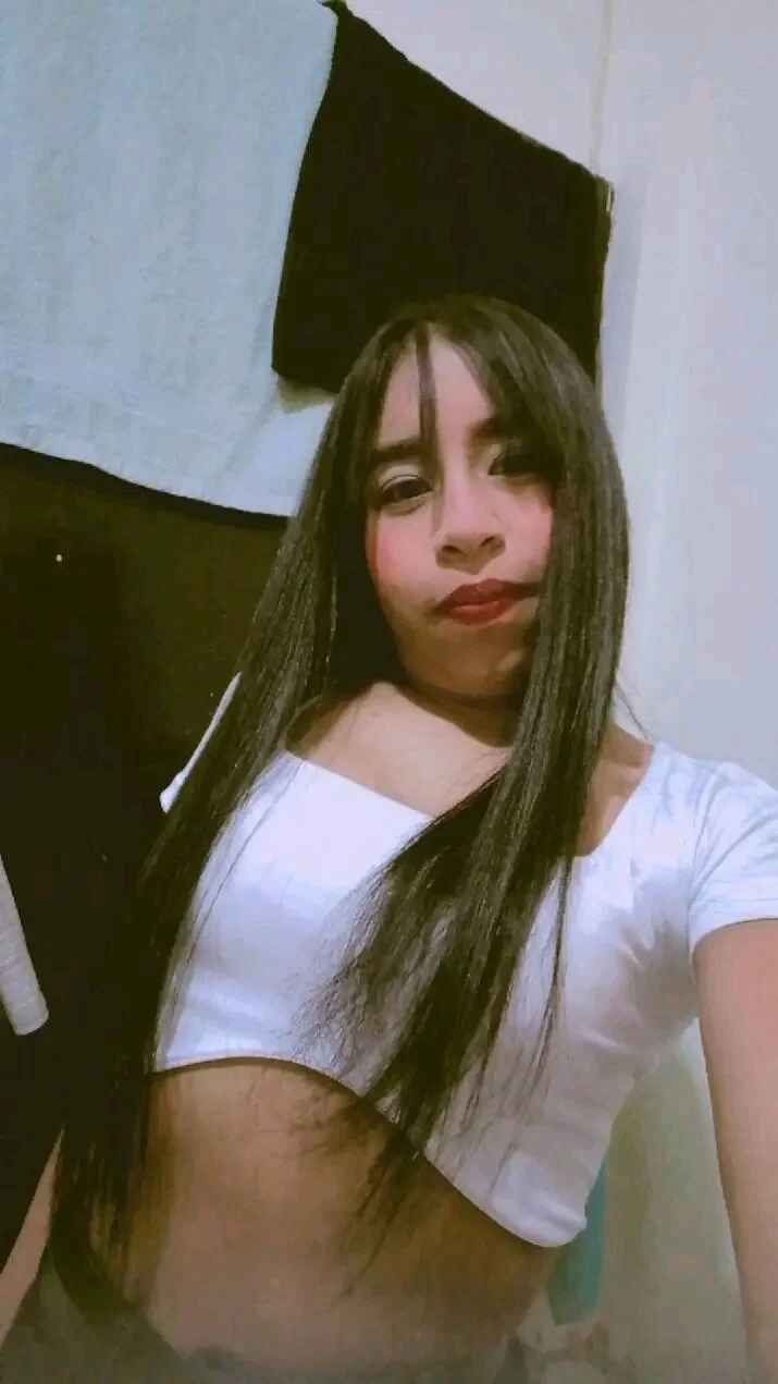 XXX Porn Photo of Nude evelynnice19 8