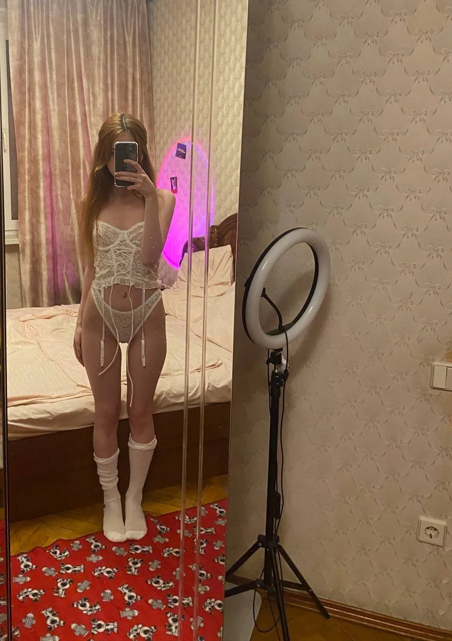 XXX Porn Photo of Nude berryfairyy 3