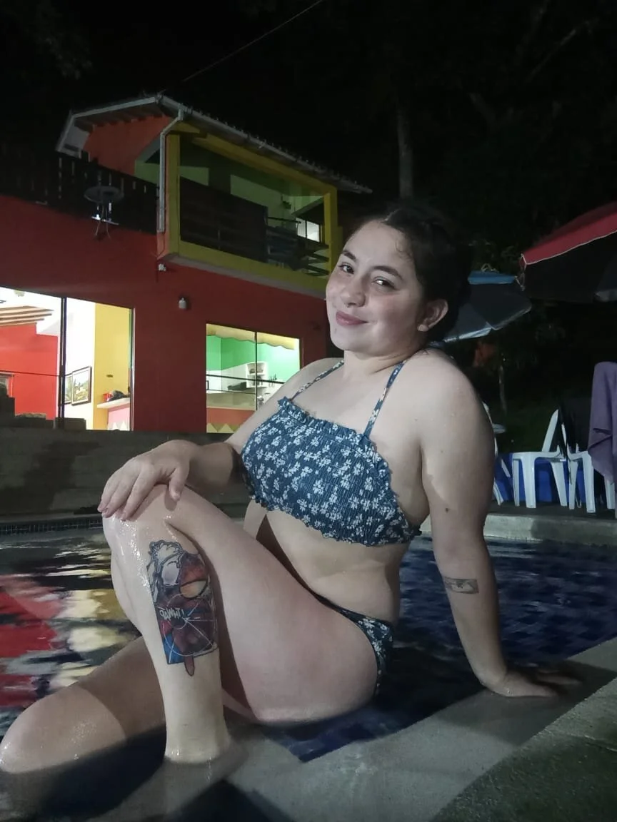 XXX Porn Photo of Nude ann_bronw 120