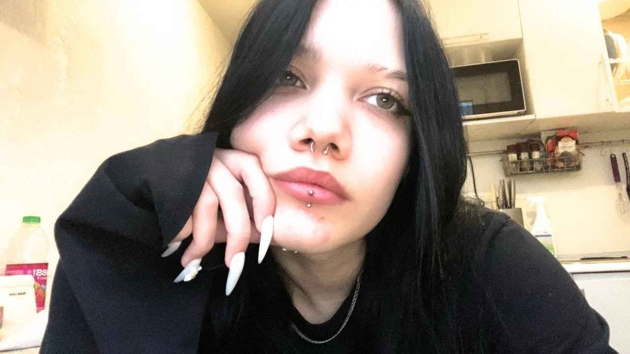 XXX Porn Photo of Nude Emmolution 4