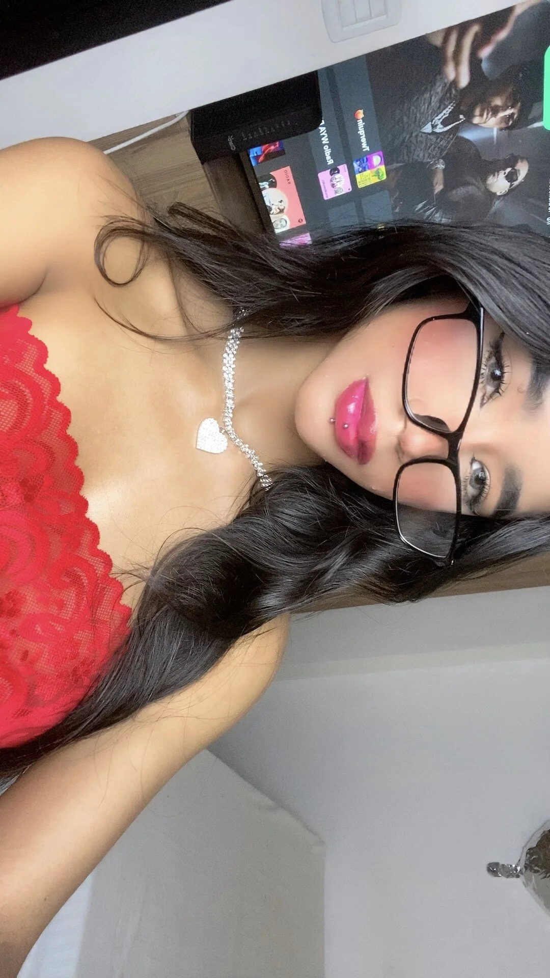 Auroraa_x1