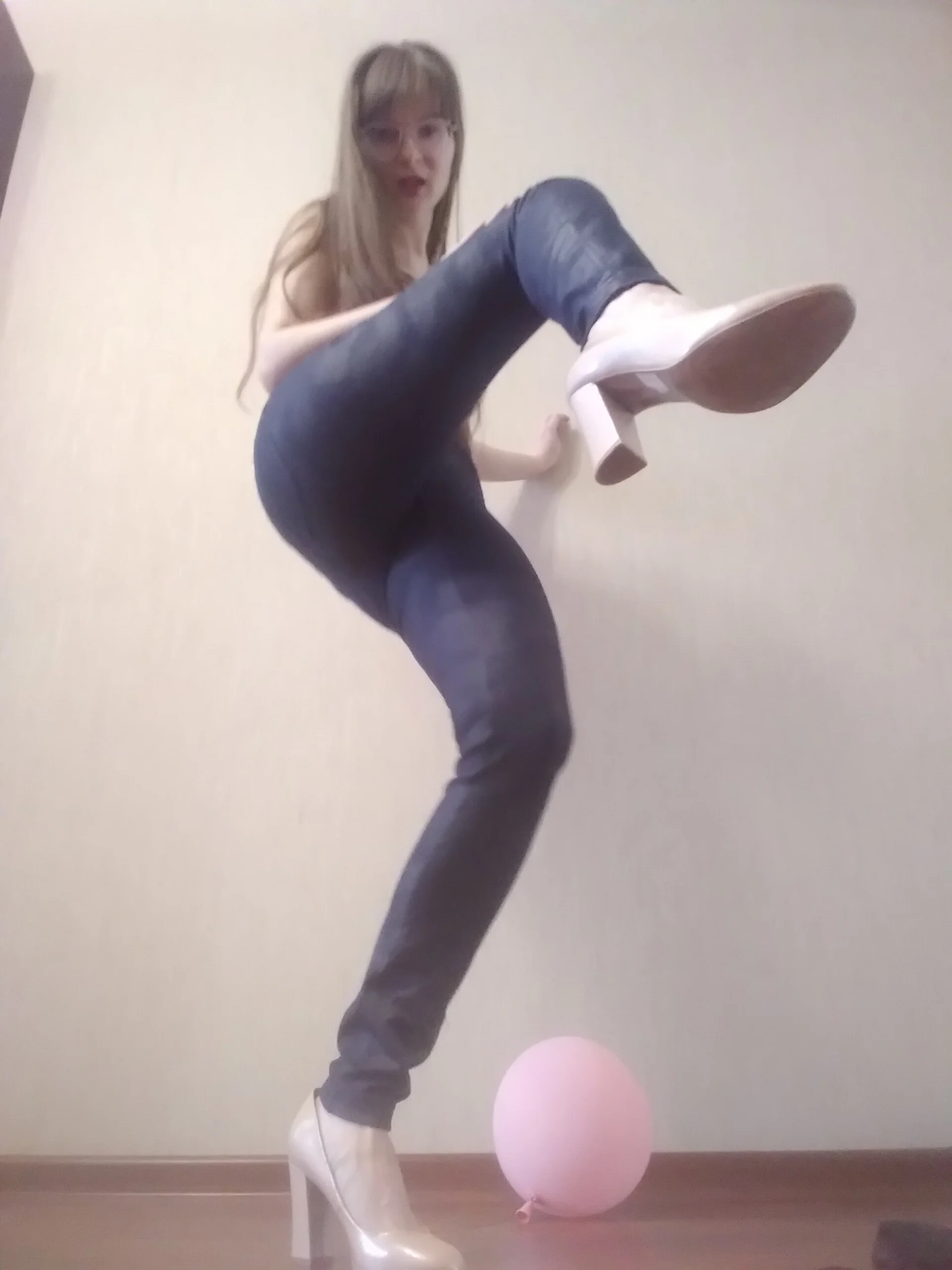 XXX Porn Photo of Nude KiraGoldens 68