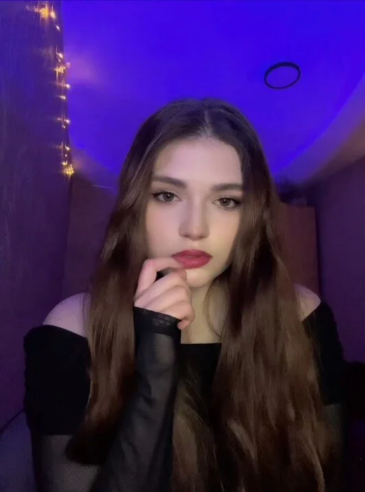 XXX Porn Photo of Nude KareyBeaumont 1