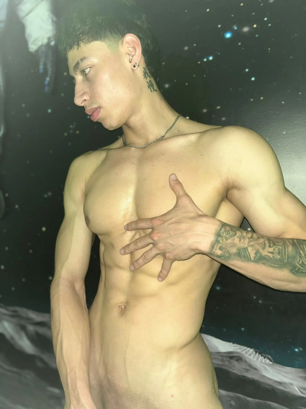 XXX Porn Photo of Nude jey_cox23 4