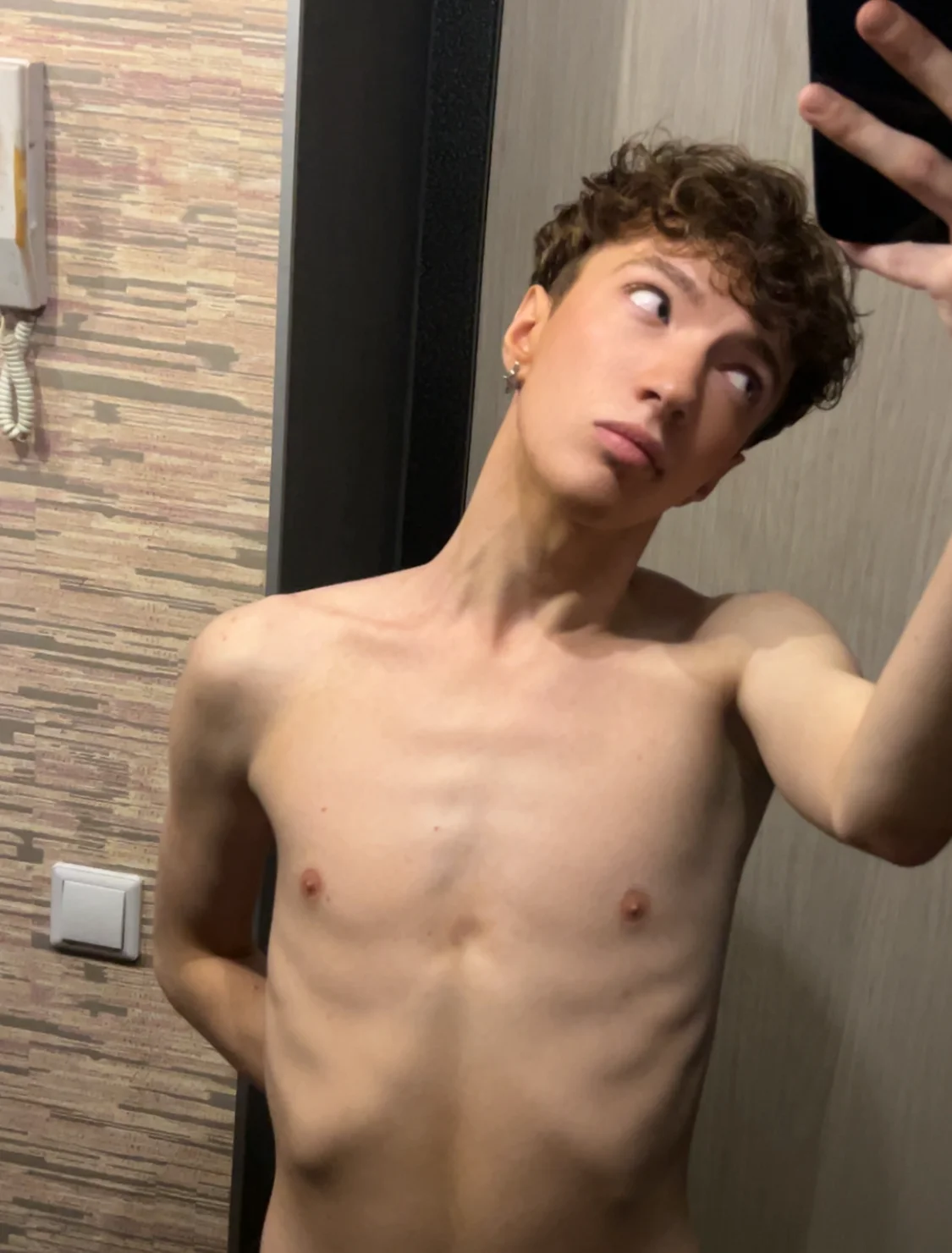 XXX Porn Photo of Nude vogueslay 2
