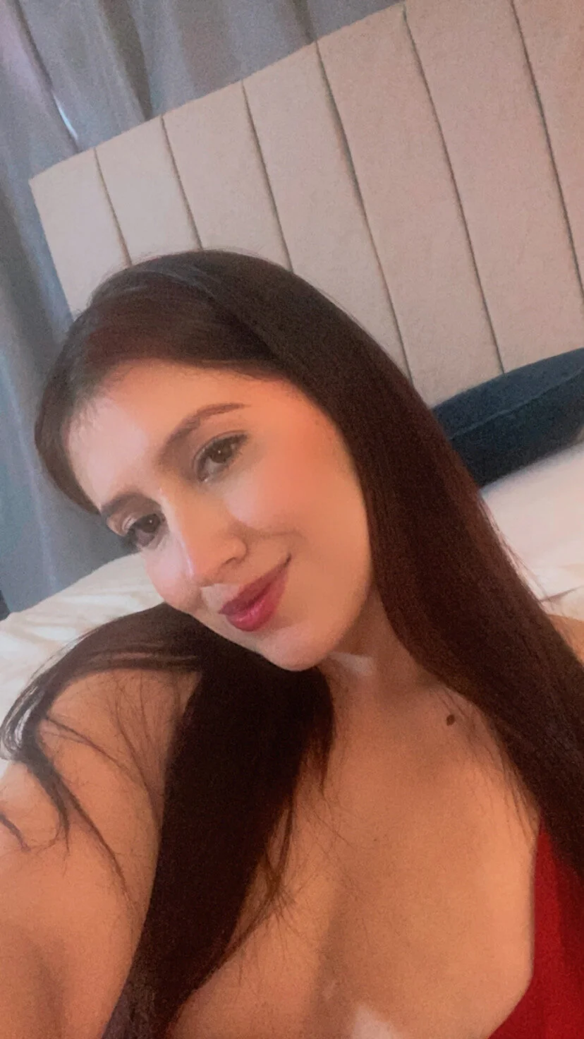 XXX Porn Photo of Nude BrunnetAri_ 5