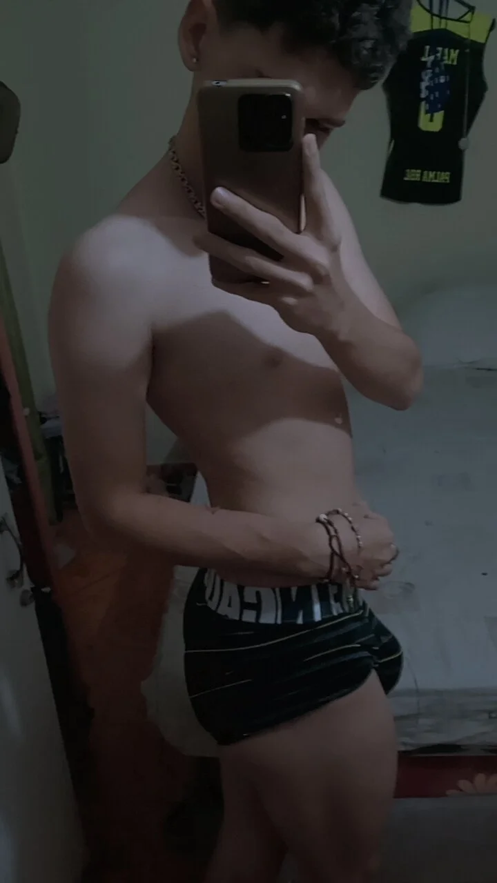 XXX Porn Photo of Nude MoldingPhase 4