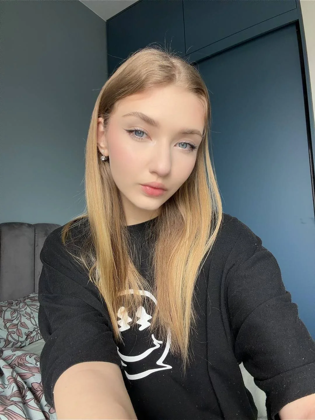 XXX Porn Photo of Nude AveryBerkson 60