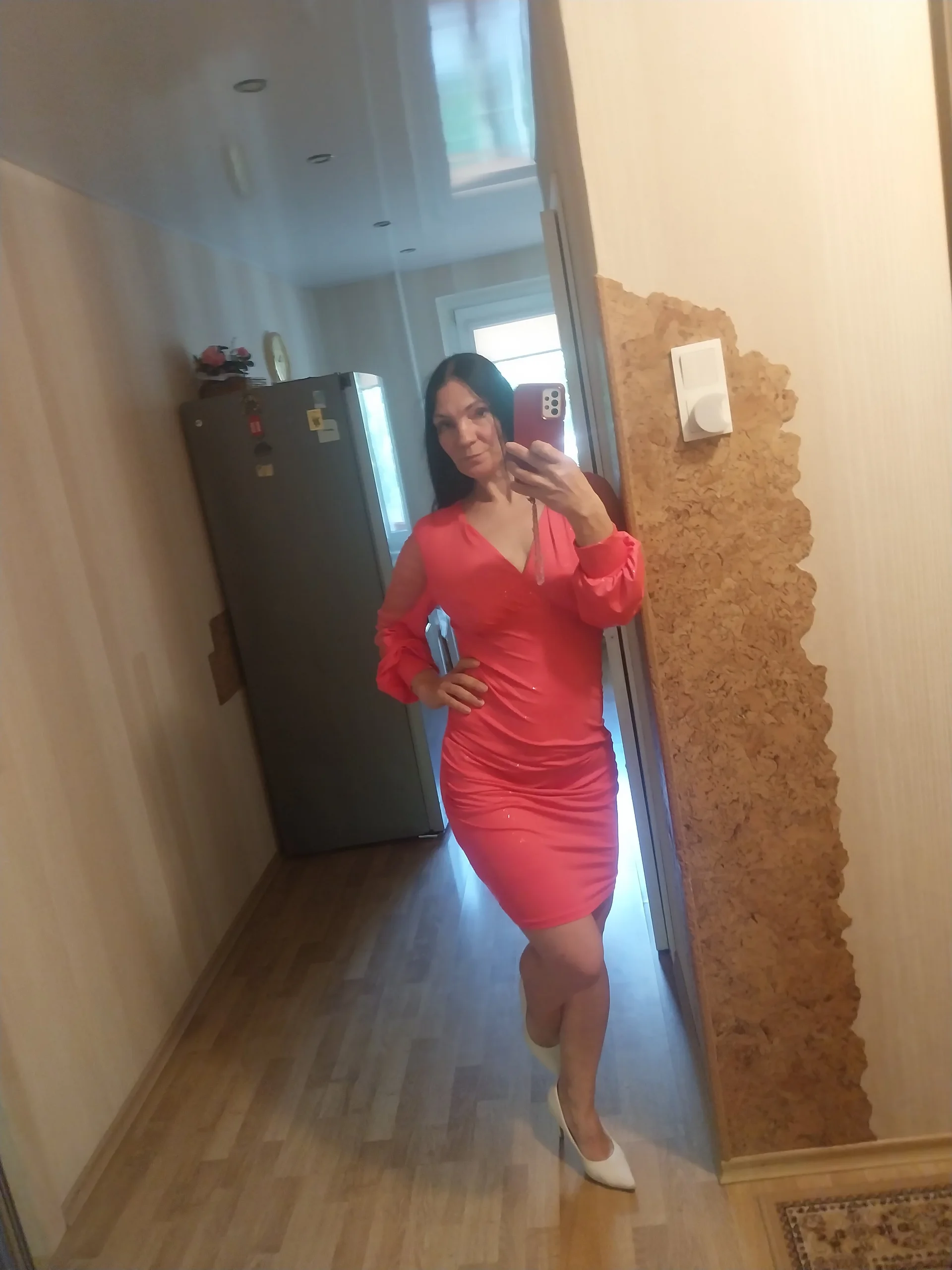 XXX Porn Photo of Nude PlayfulVelvetSteps 2