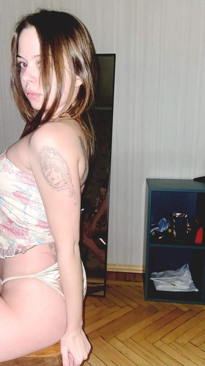 XXX Porn Photo of Nude hype_meal_home 12