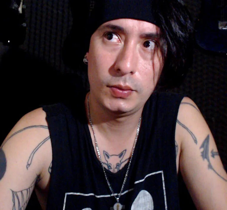 XXX Porn Photo of Nude vampireathome 4