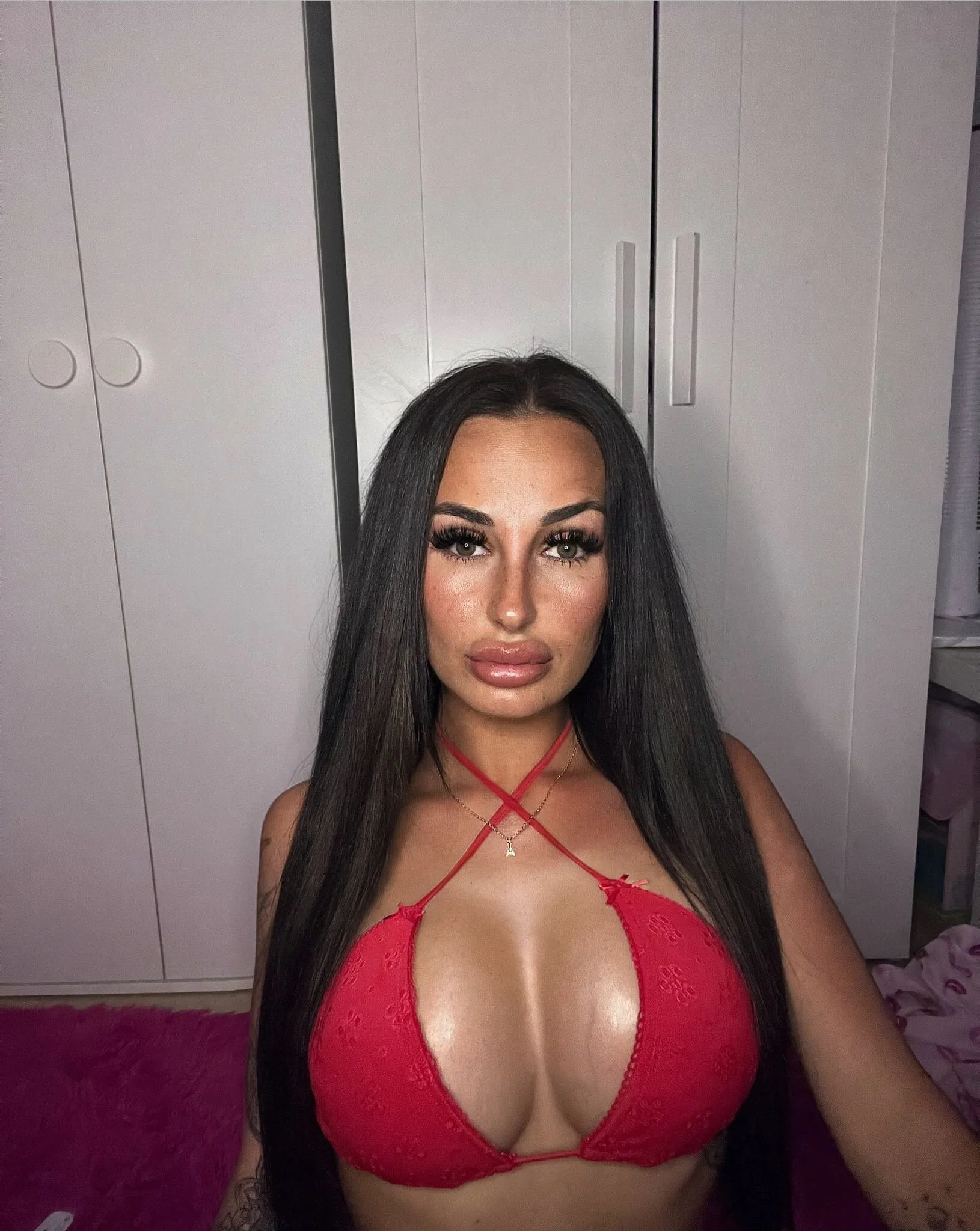 XXX Porn Photo of Nude Rosieredxox 14