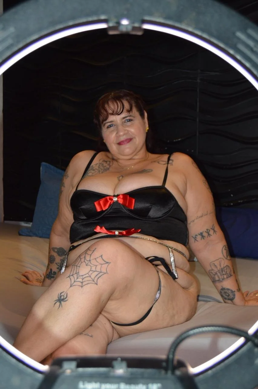 XXX Porn Photo of Nude laura_riley 35