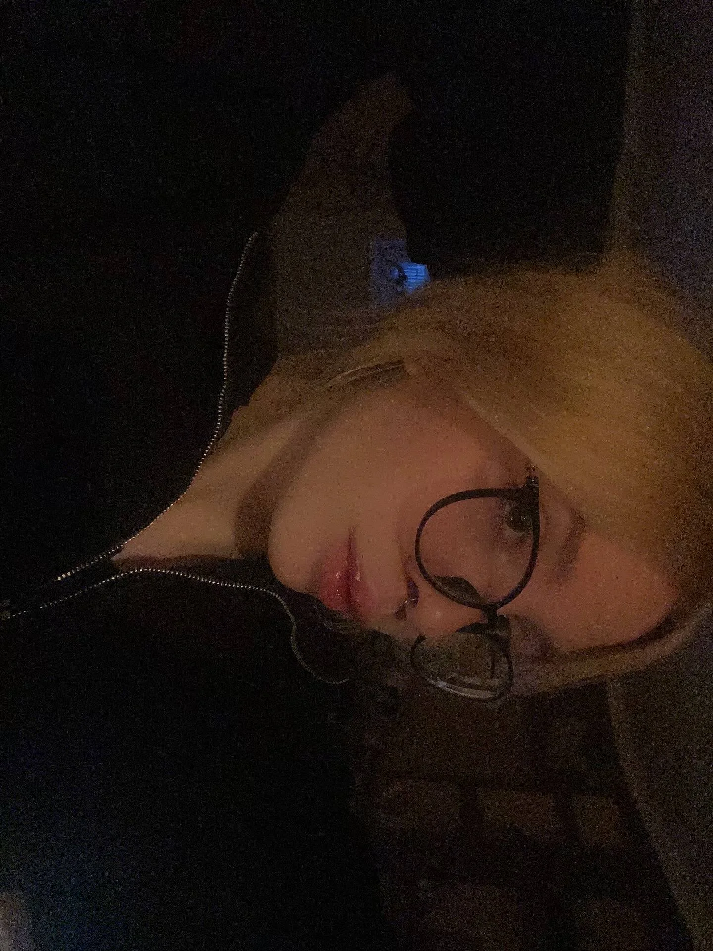 XXX Porn Photo of Nude sendi_cais 2