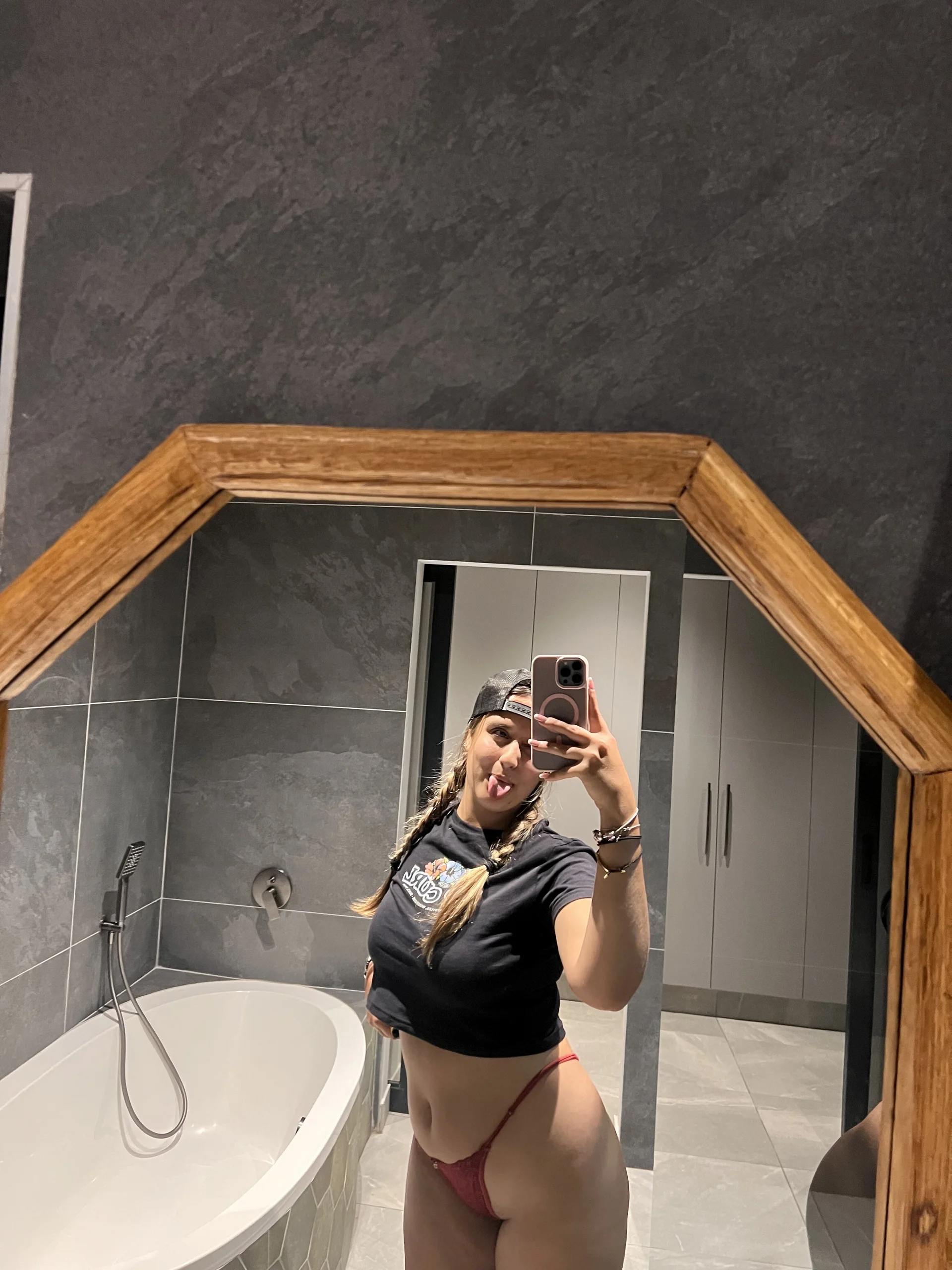 XXX Porn Photo of Nude daddys_only_girl 2