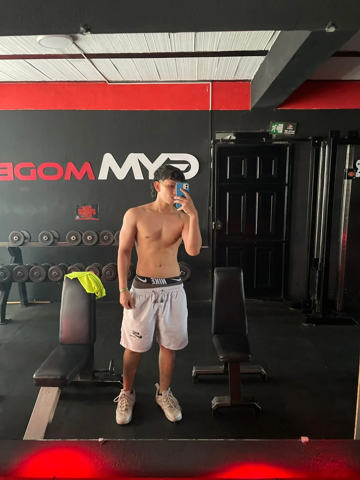 XXX Porn Photo of Nude AdrianFranko 2