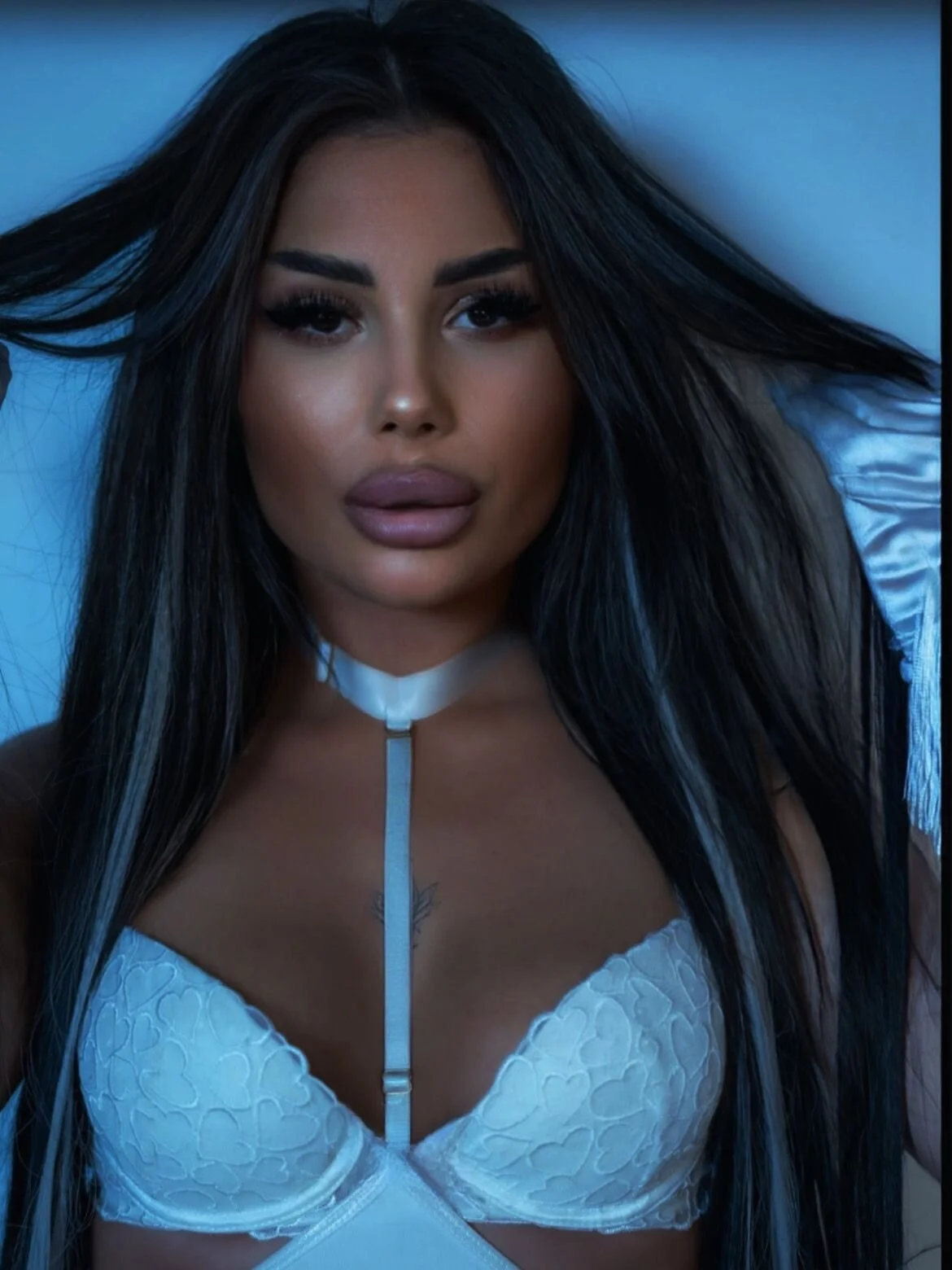 XXX Porn Photo of Nude xBrunetteObsession 3