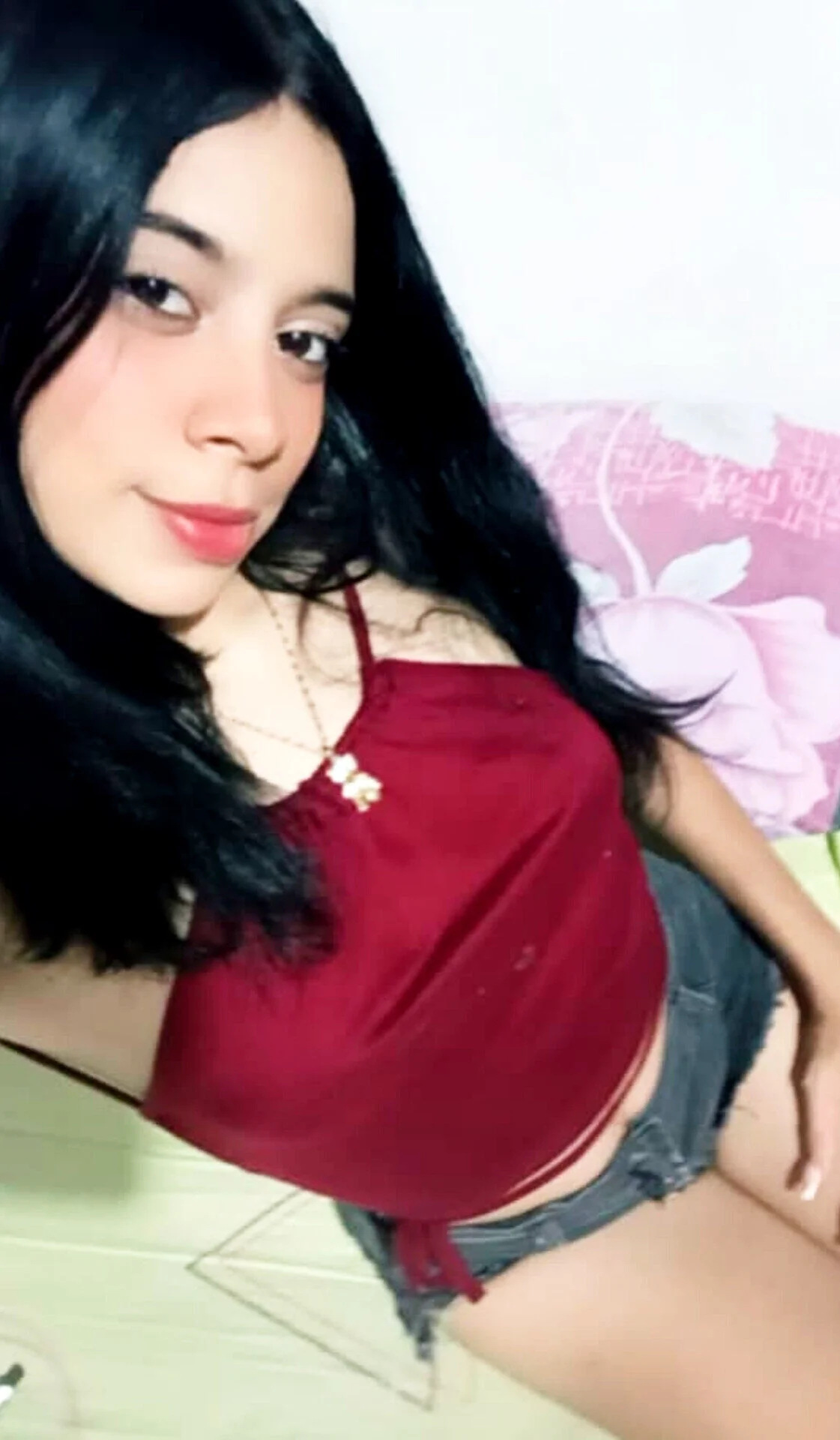 XXX Porn Photo of Nude Vaness_hot 2