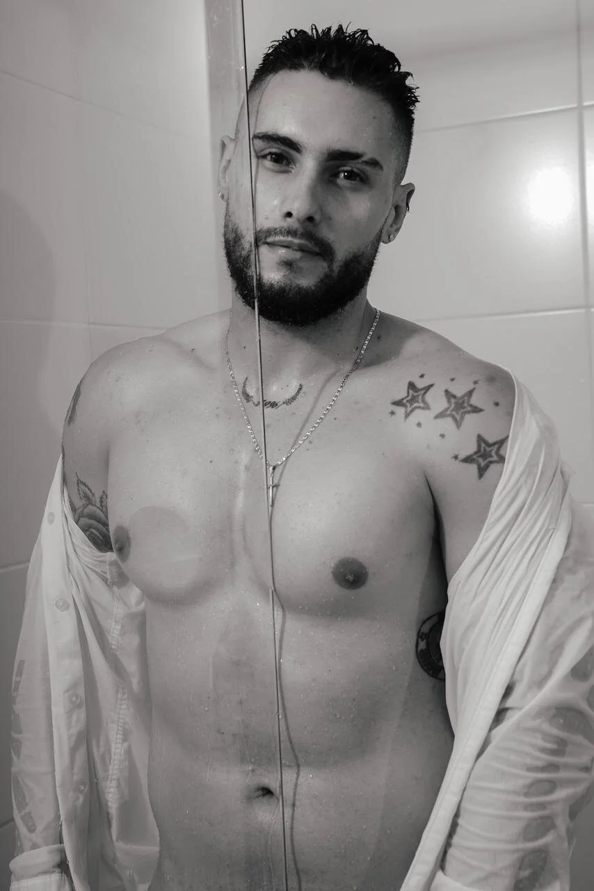XXX Porn Photo of Nude dominic_de_luca 41