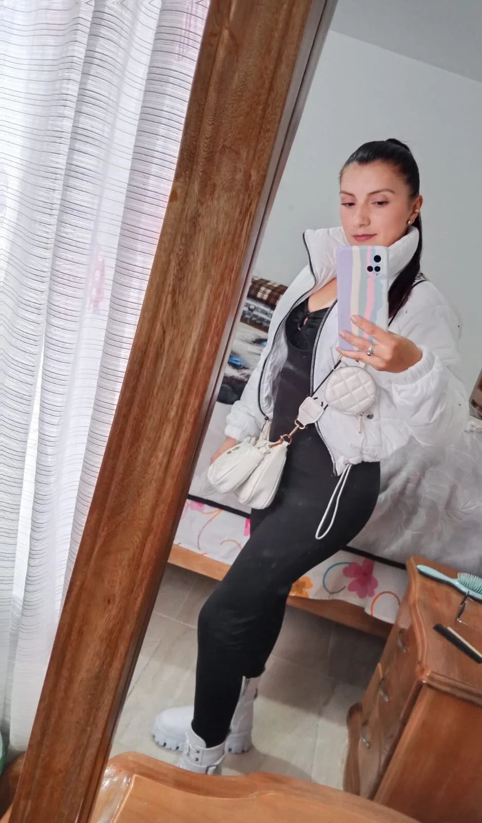 XXX Porn Photo of Nude EloiseClairmont 3