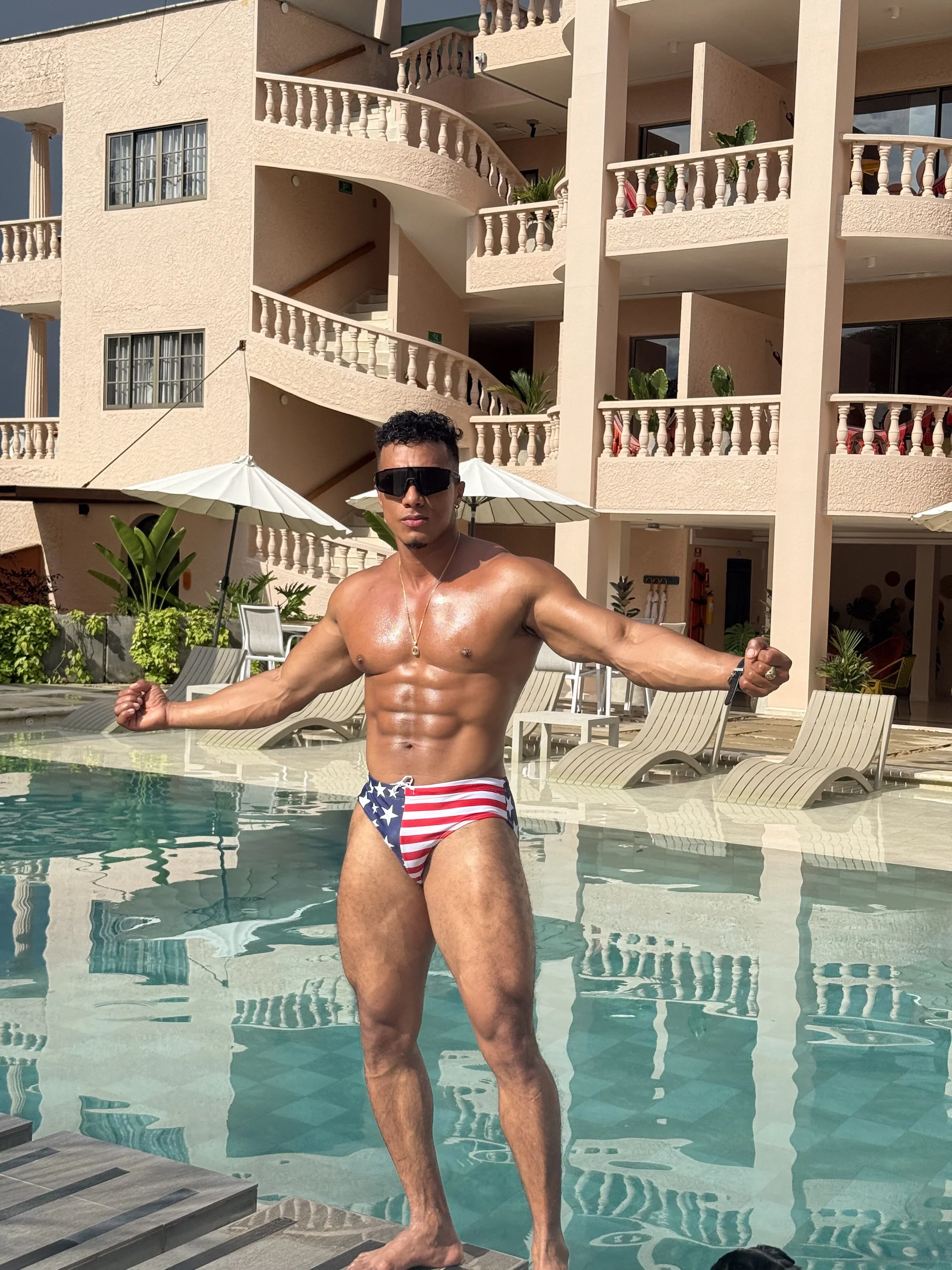 XXX Porn Photo of Nude Johnn_lewiss 9