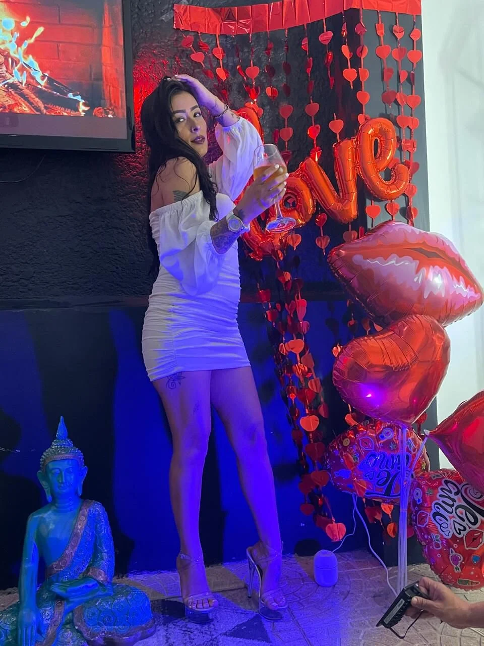 XXX Porn Photo of Nude emily_rivas_ 4