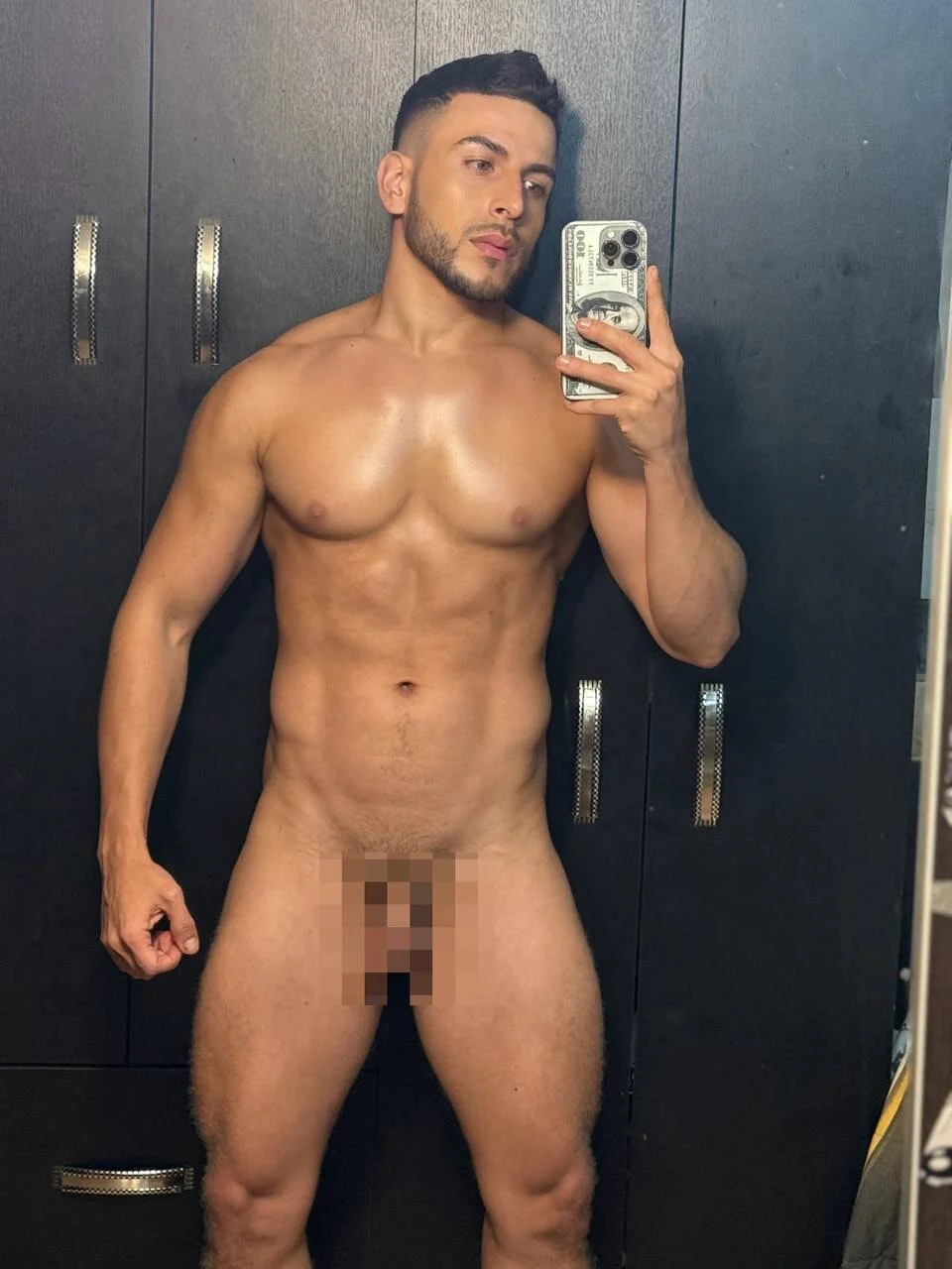 XXX Porn Photo of Nude bayronfit 80